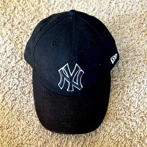 New York Yankees baseball cap